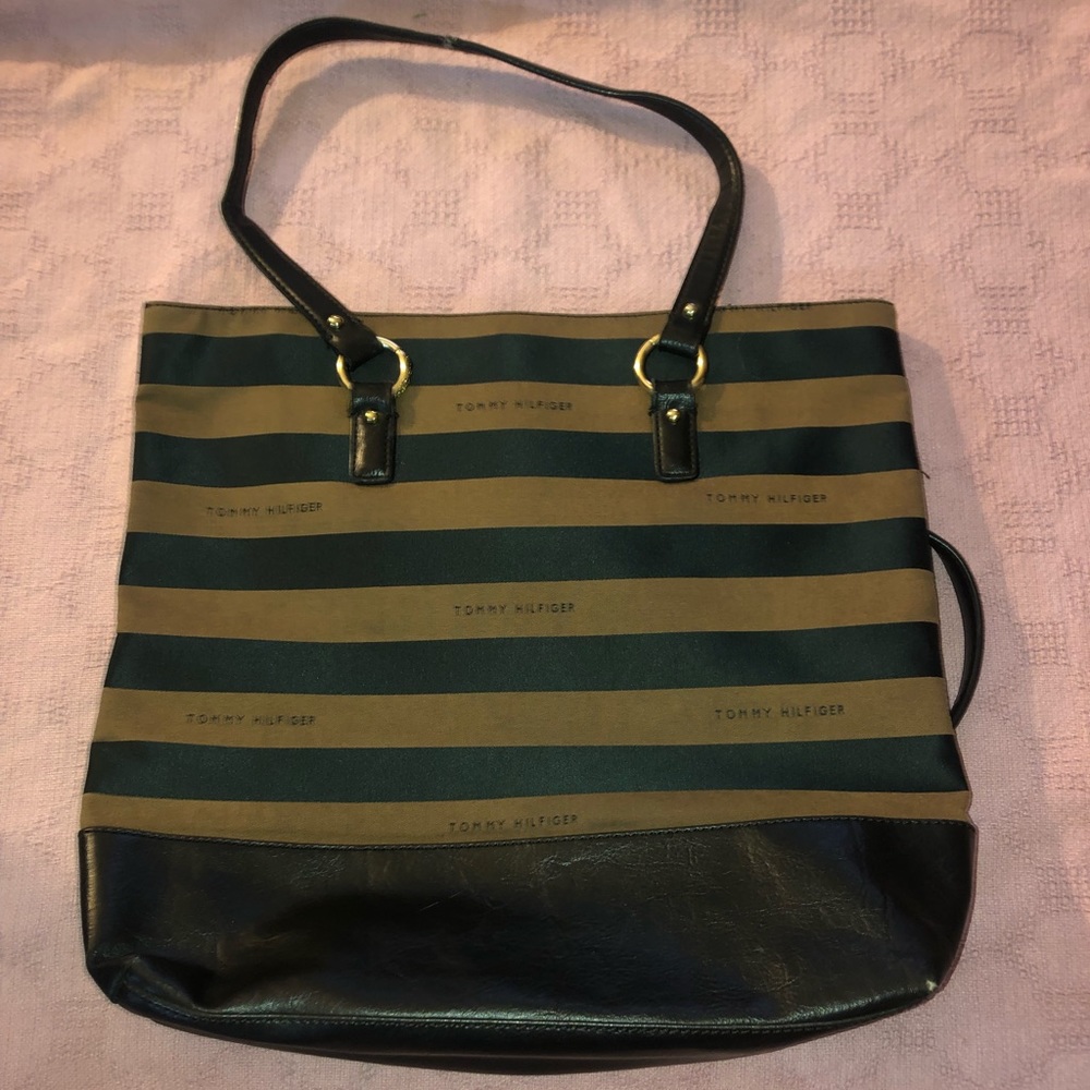 Tommy Hilfiger Purse